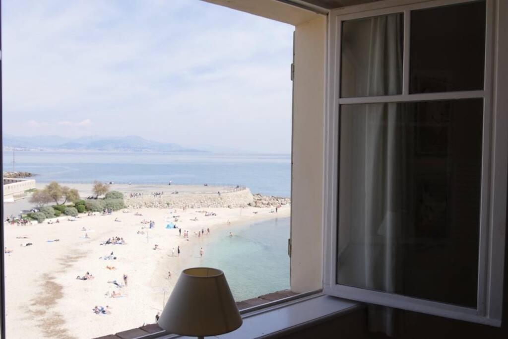 Bord De Mer - Ac, Wifi, Chic, Sea View, Beach 2 Minutes Walk أنتيب المظهر الخارجي الصورة